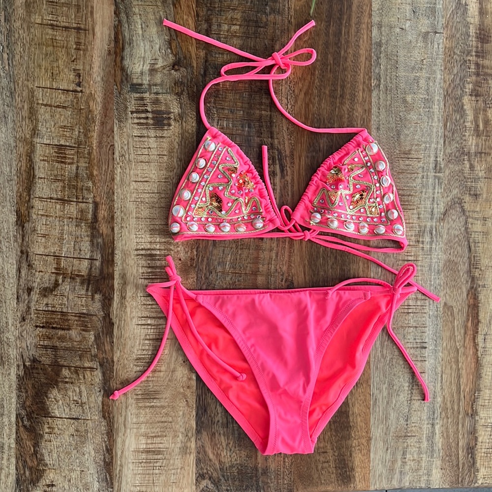 Victoria secret shell coral medium bathing suit